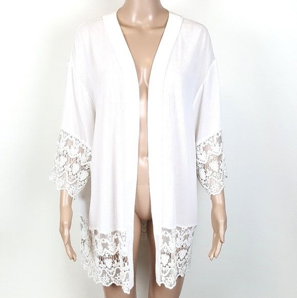 Stella Laguna Beach Tops - Stella Laguna Beach Lace Panel Kimono Large